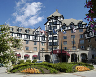THE HOTEL ROANOKE & CONFERENCE CENTER